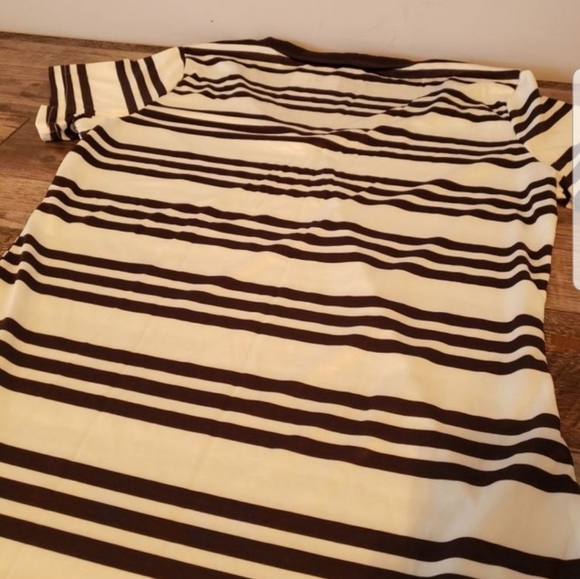 🖤 T-Shirt (Bundle of 3) - Picture 7 of 11